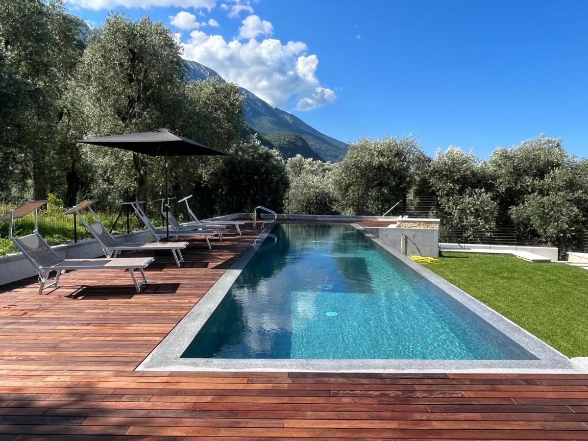 Olivo Luxury Apartments Malcesine Exterior photo